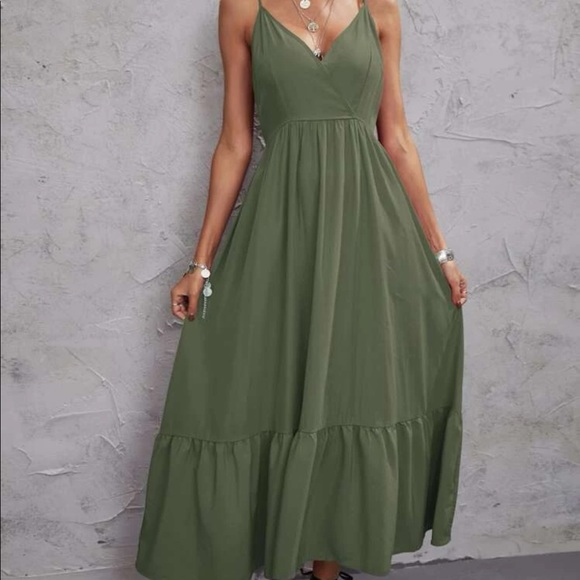 Green cami maxi dress - Picture 4 of 6